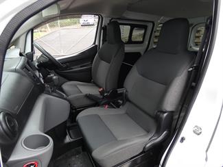 2020 Nissan NV200 - Thumbnail