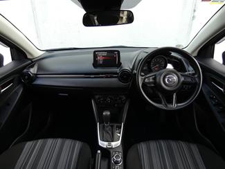 2020 Mazda 2 - Thumbnail