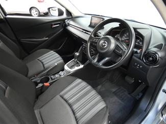 2020 Mazda 2 - Thumbnail