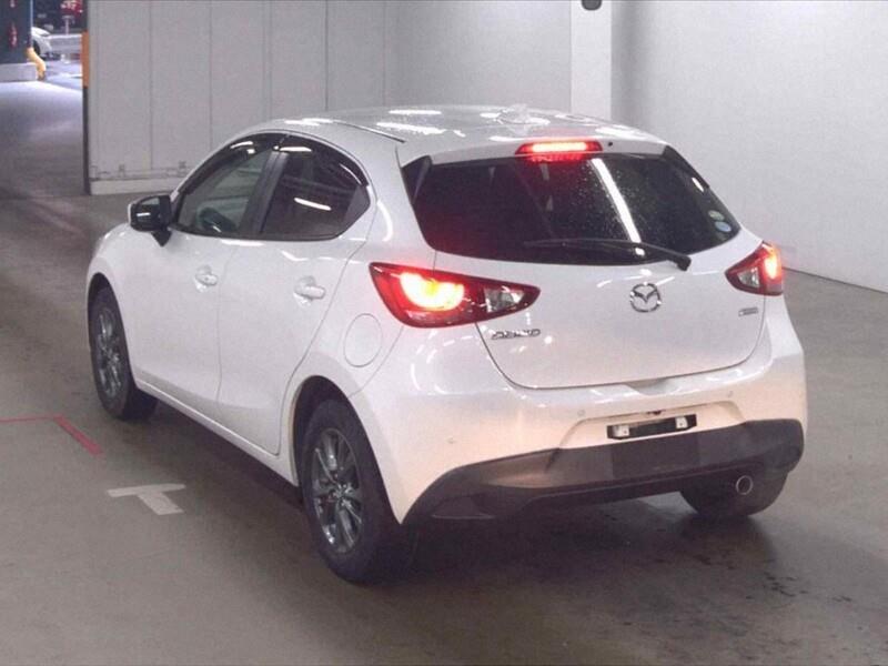2017 Mazda DEMIO