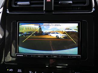 2021 Toyota Prius - Thumbnail