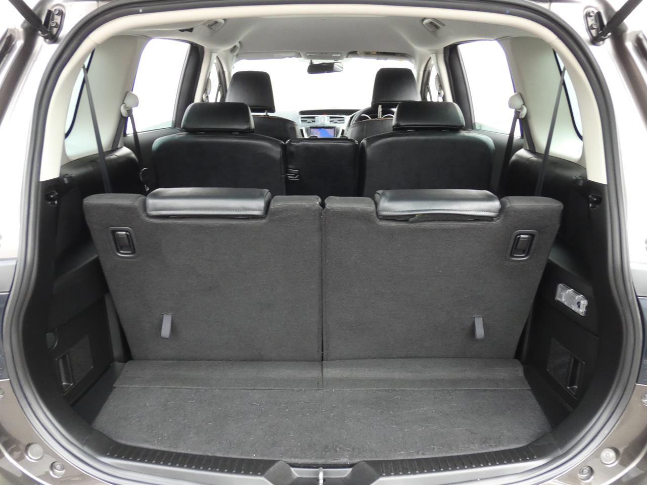 2016 Mazda Premacy