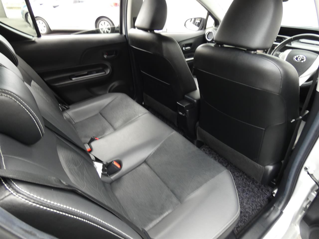 2014 Toyota AQUA