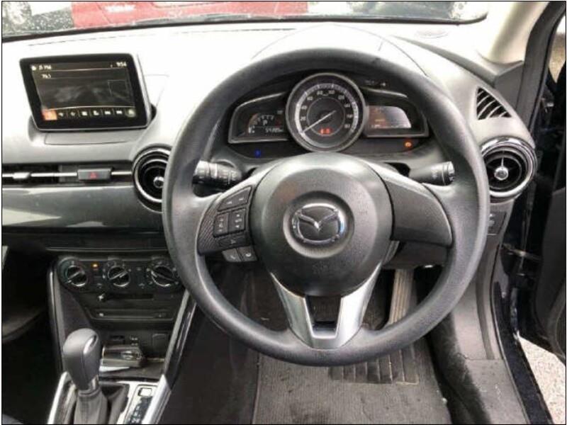 2016 Mazda DEMIO