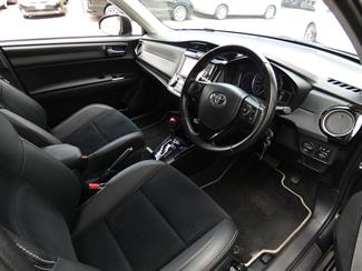 2014 Toyota COROLLA - Thumbnail