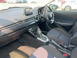 2016 Mazda DEMIO - Thumbnail