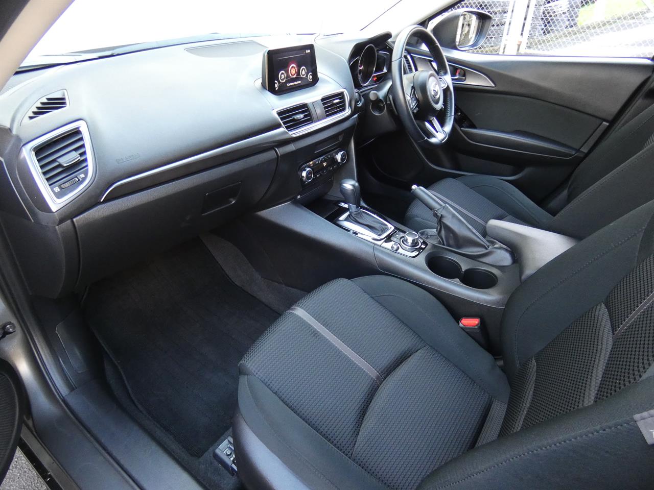 2019 Mazda AXELA