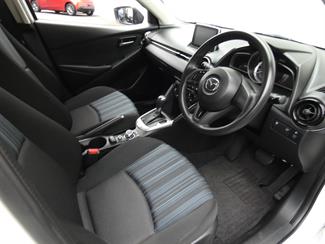 2016 Mazda DEMIO - Thumbnail