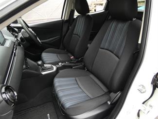 2016 Mazda DEMIO - Thumbnail