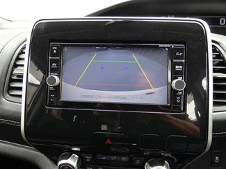 2018 Nissan SERENA - Thumbnail