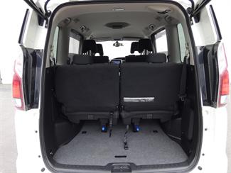 2018 Nissan SERENA - Thumbnail