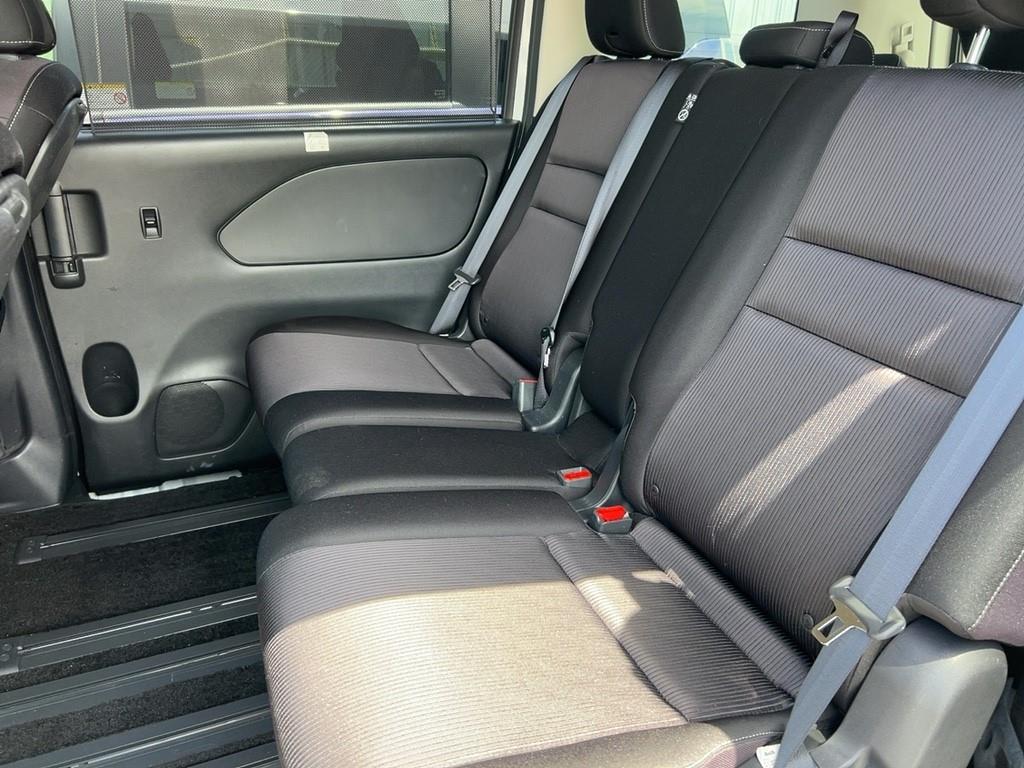 2018 Nissan SERENA