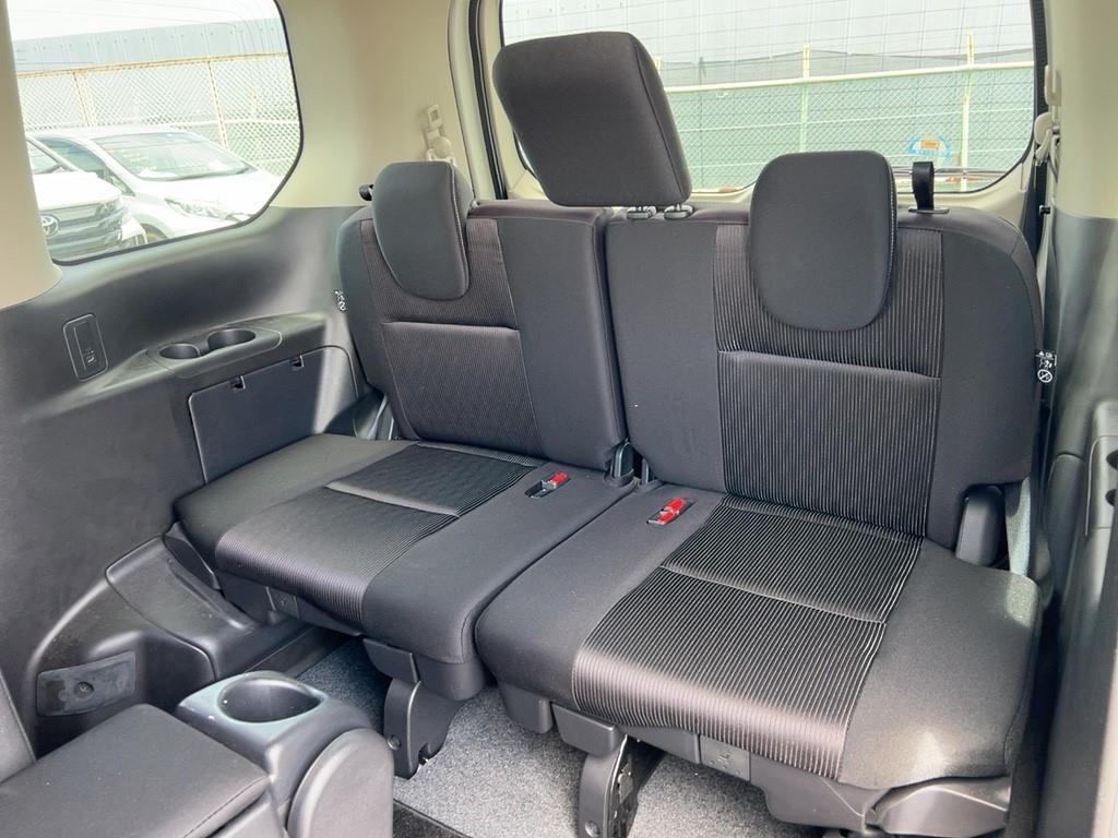 2018 Nissan SERENA