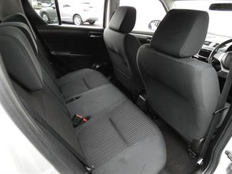 2015 Suzuki Swift - Thumbnail