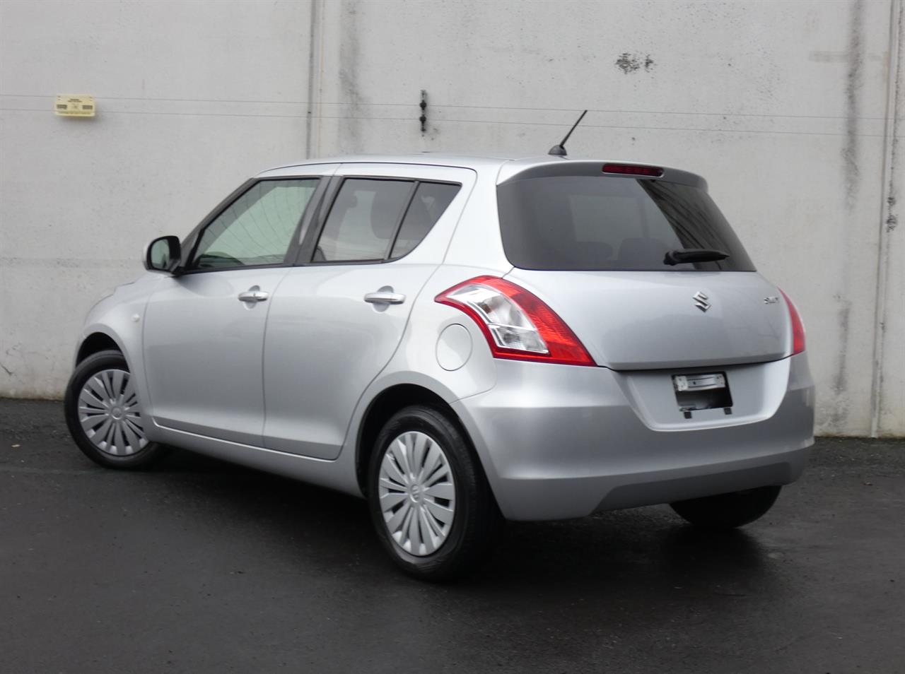 2015 Suzuki Swift