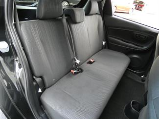 2014 Toyota VITZ - Thumbnail