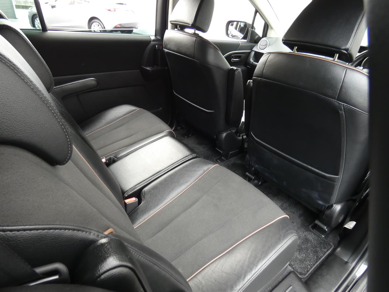2016 Mazda Premacy