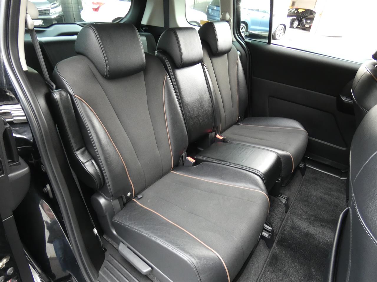 2016 Mazda Premacy