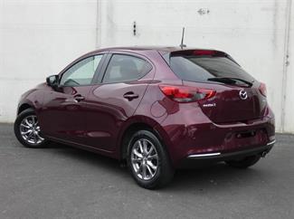 2020 Mazda 2 - Thumbnail