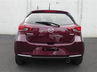 2020 Mazda 2 - Thumbnail