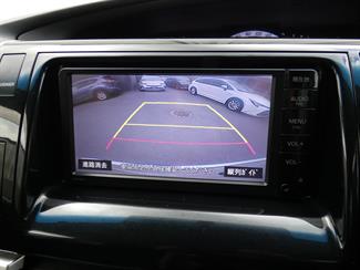 2015 Toyota Estima - Thumbnail