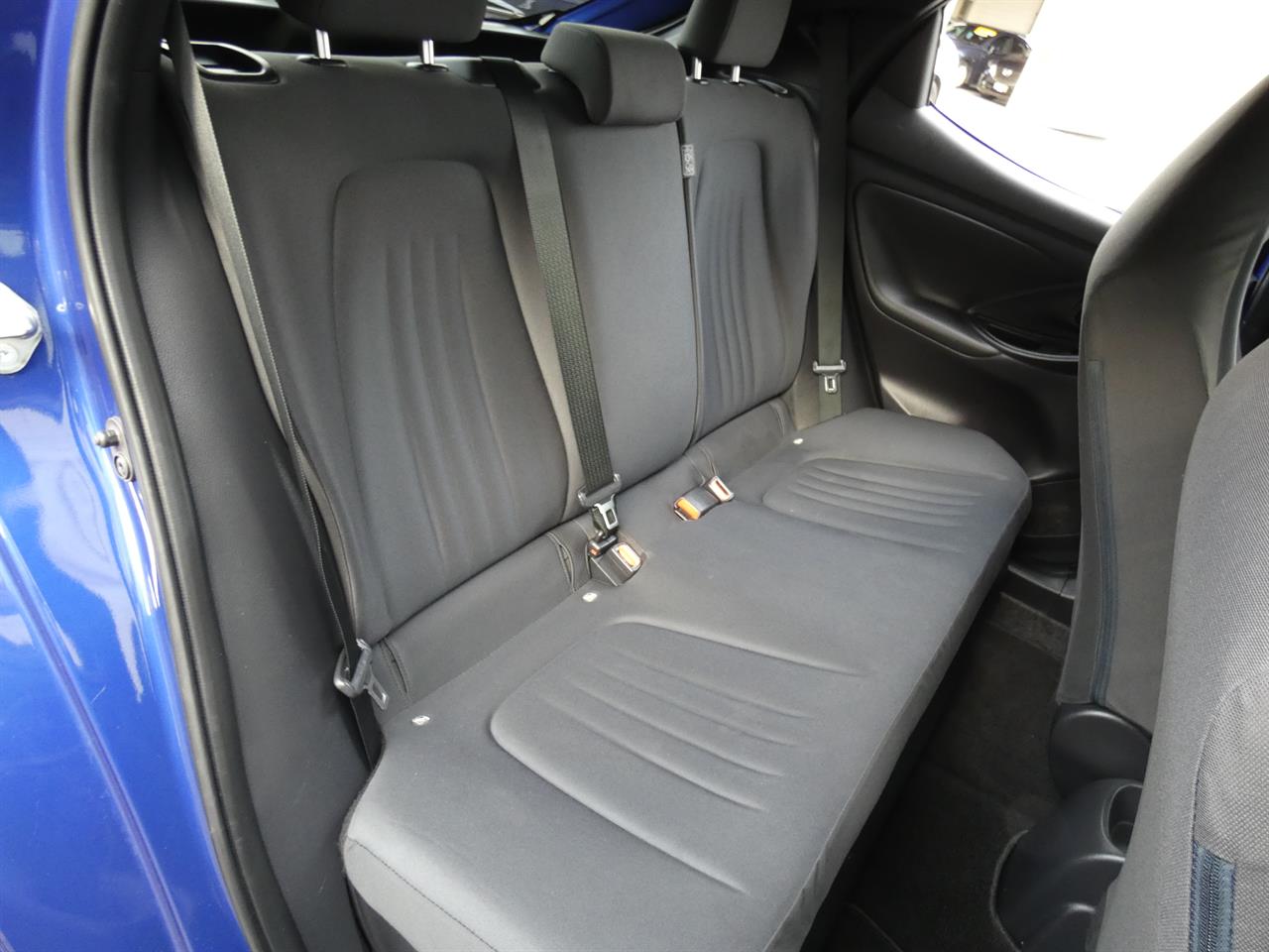 2021 Toyota YARIS