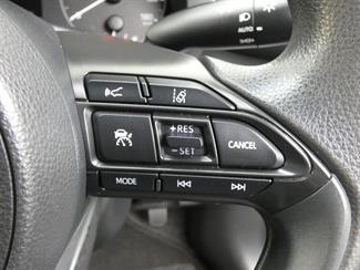 2021 Toyota YARIS - Thumbnail