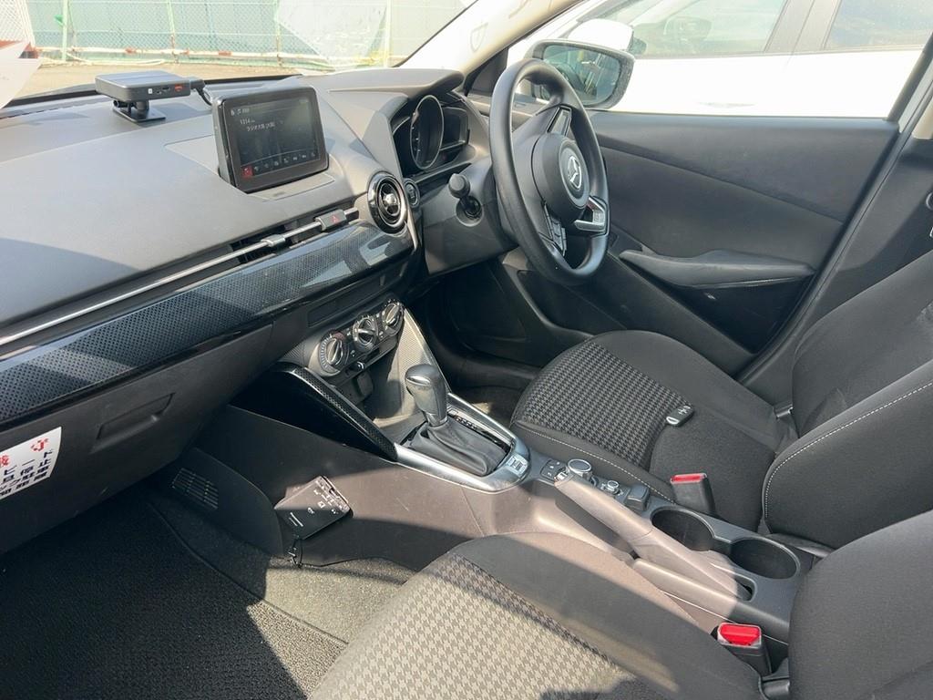 2019 Mazda DEMIO