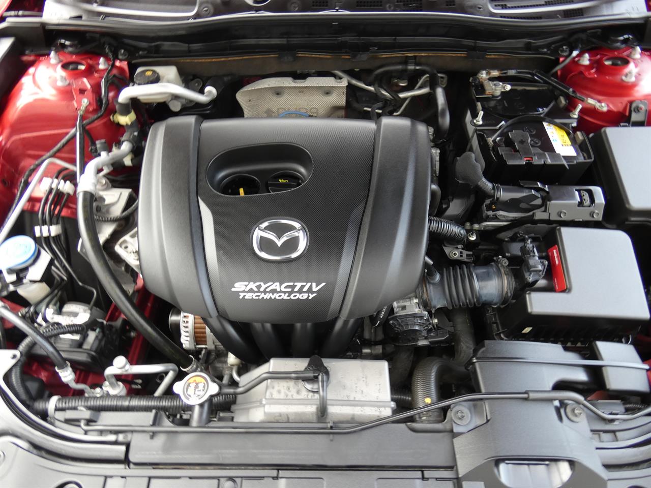 2016 Mazda AXELA