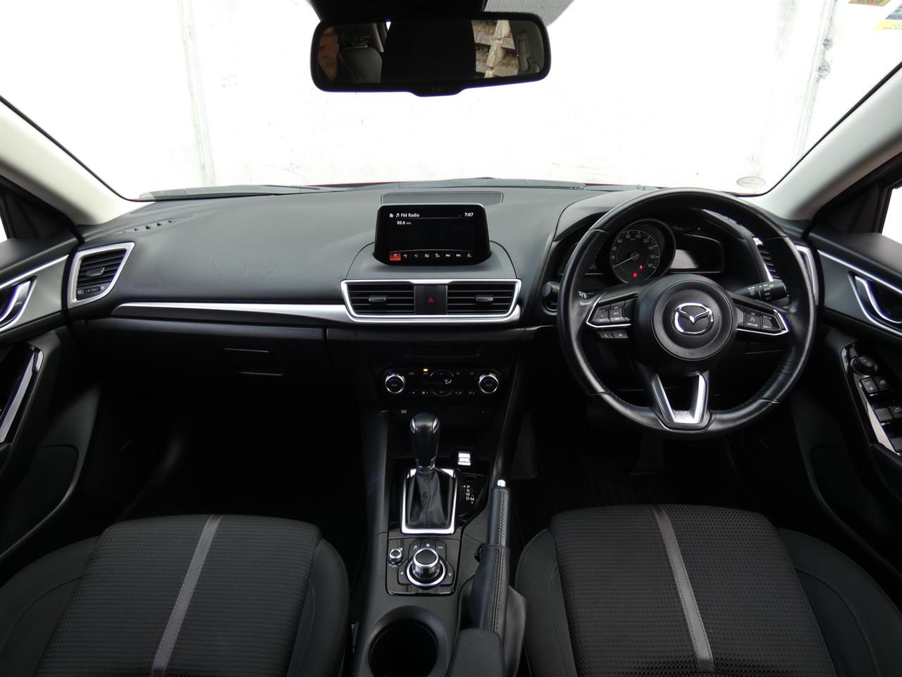 2016 Mazda AXELA