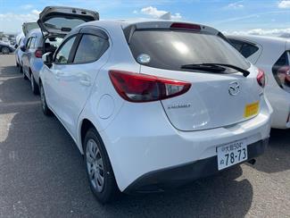 2017 Mazda DEMIO - Thumbnail