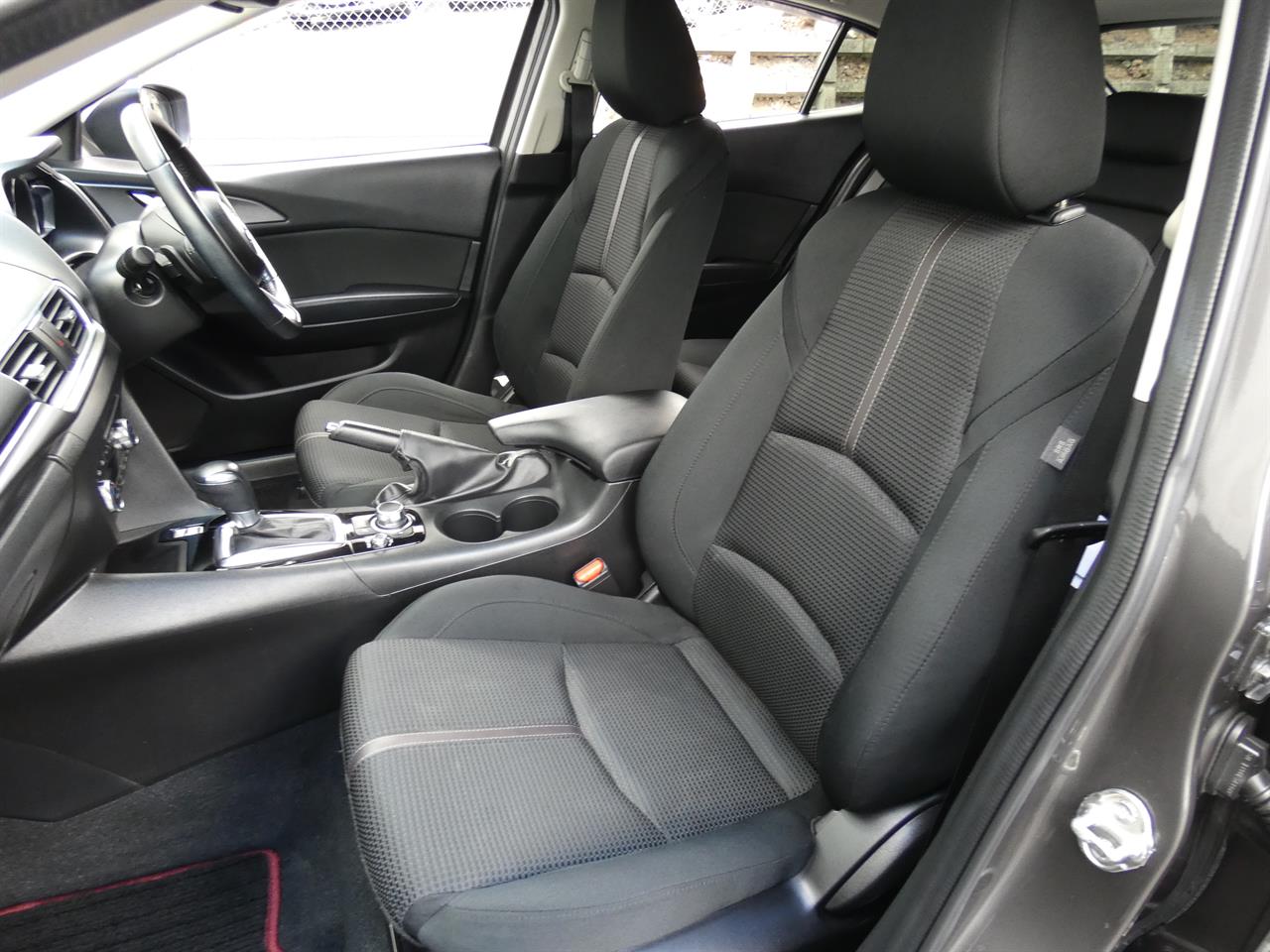 2019 Mazda AXELA