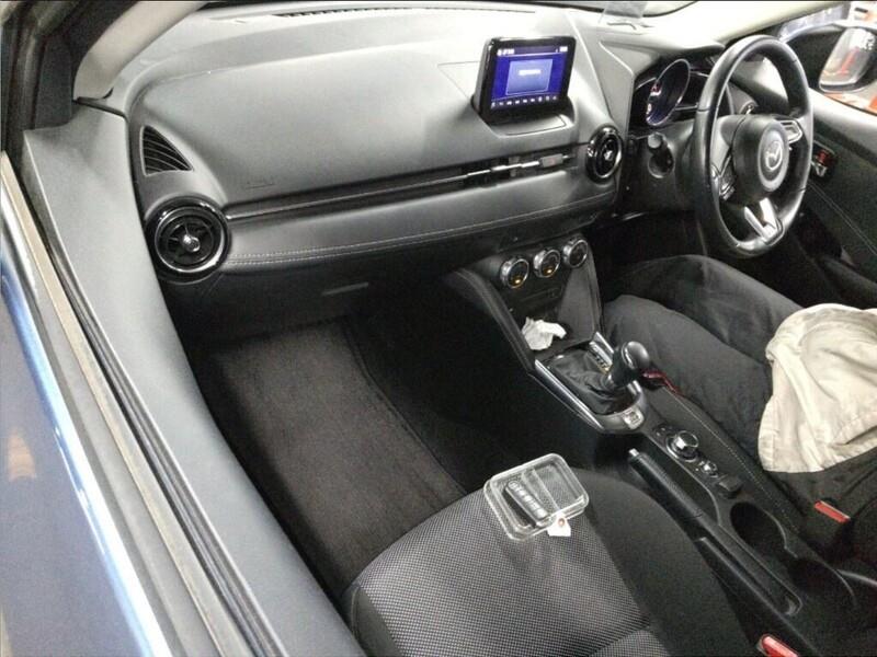 2017 Mazda DEMIO