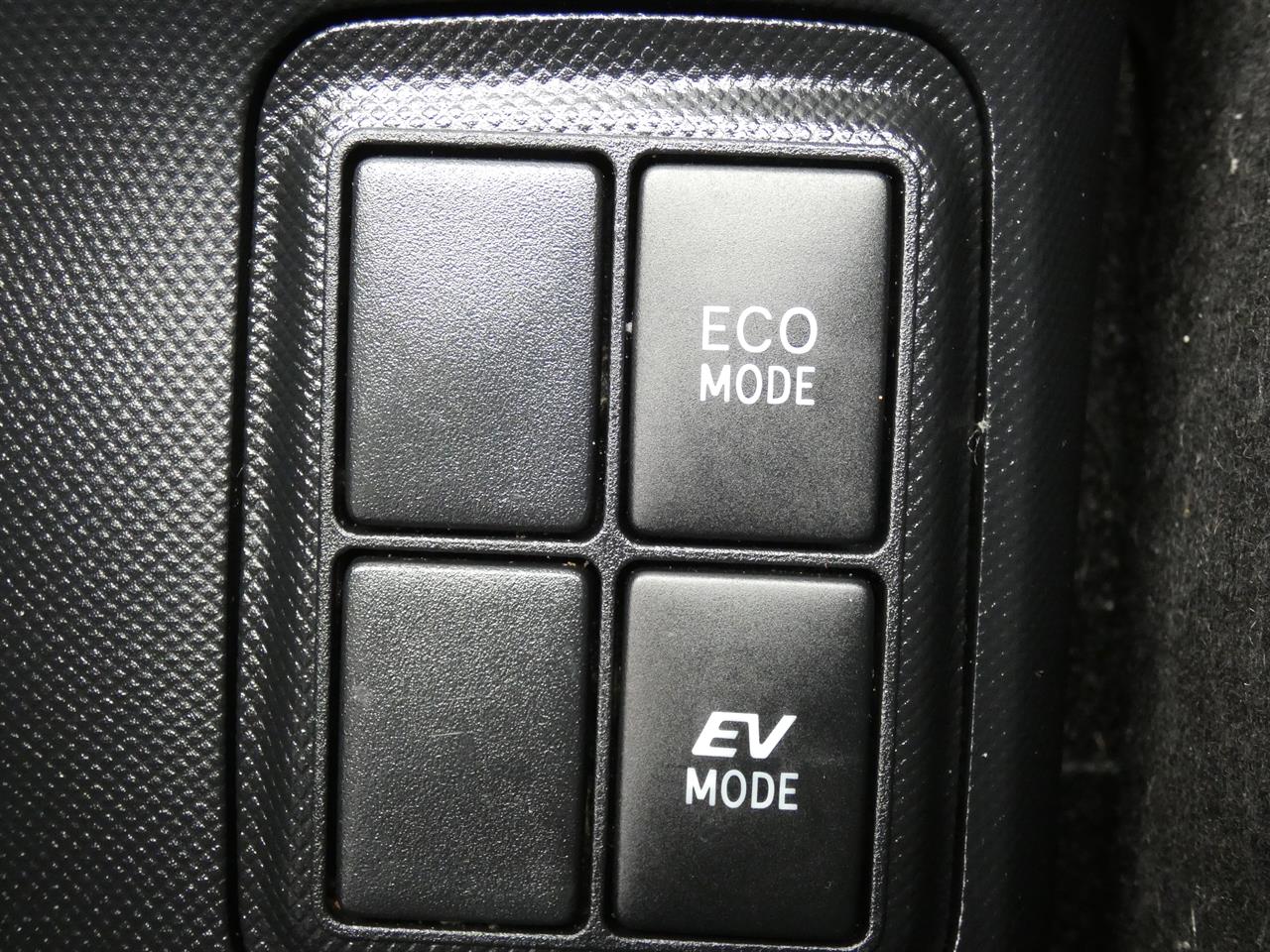 2014 Toyota AQUA