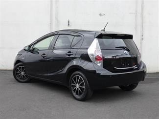 2014 Toyota AQUA - Thumbnail