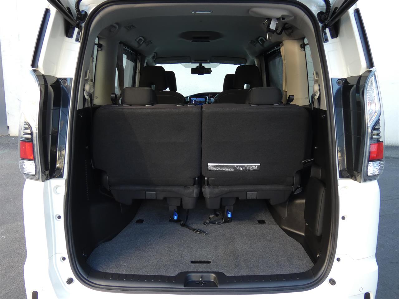 2019 Nissan SERENA