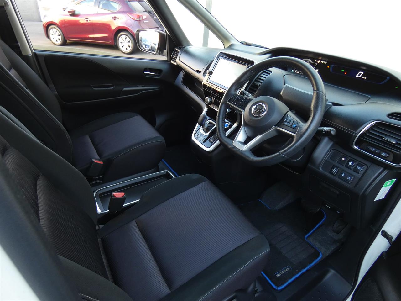2019 Nissan SERENA