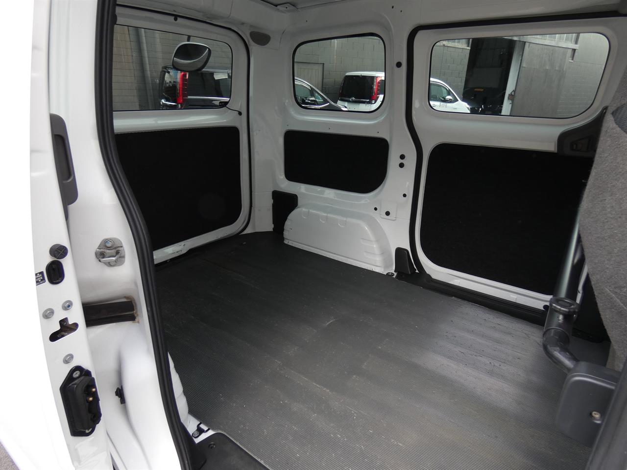 2021 Nissan NV200
