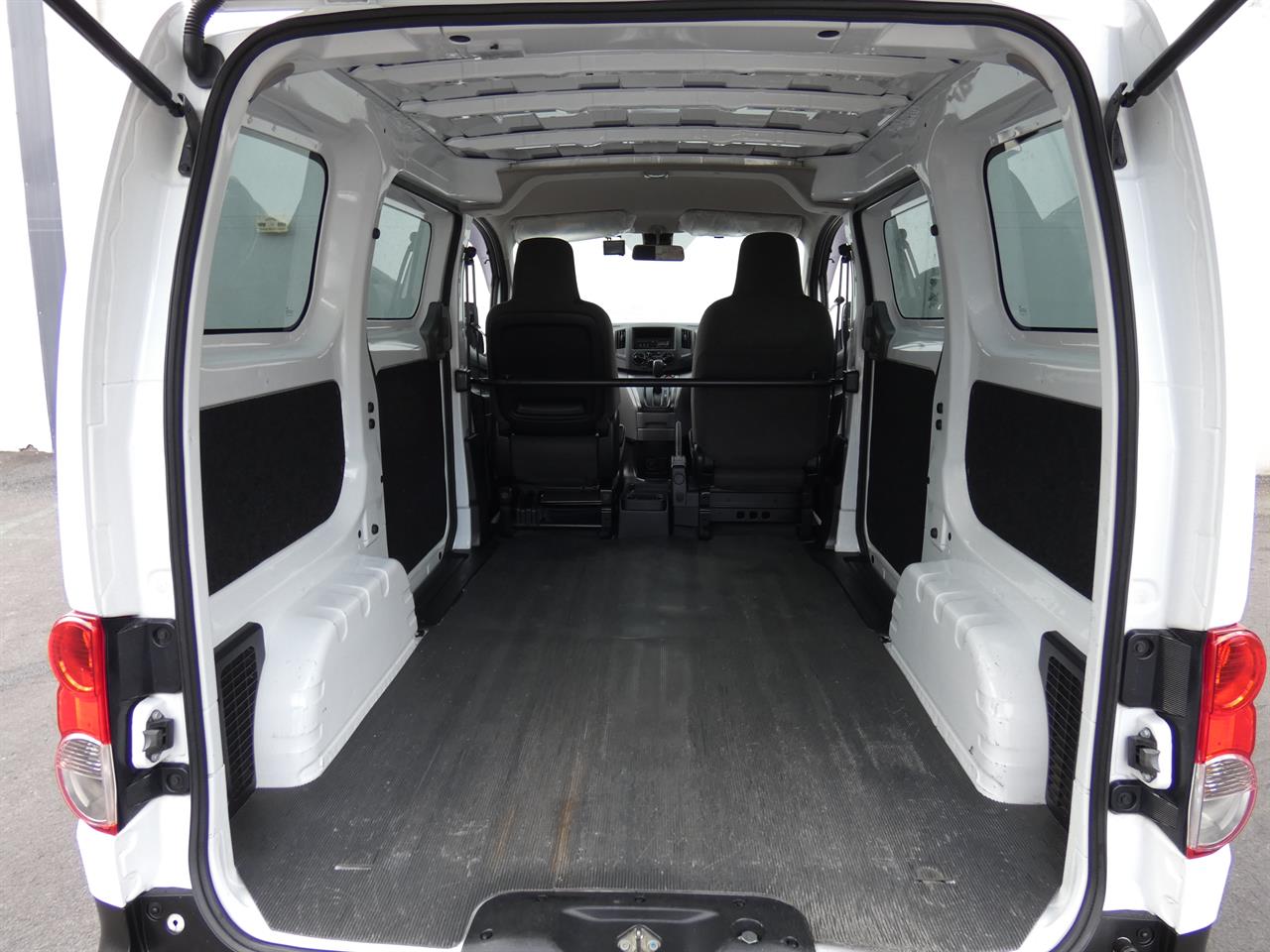 2021 Nissan NV200