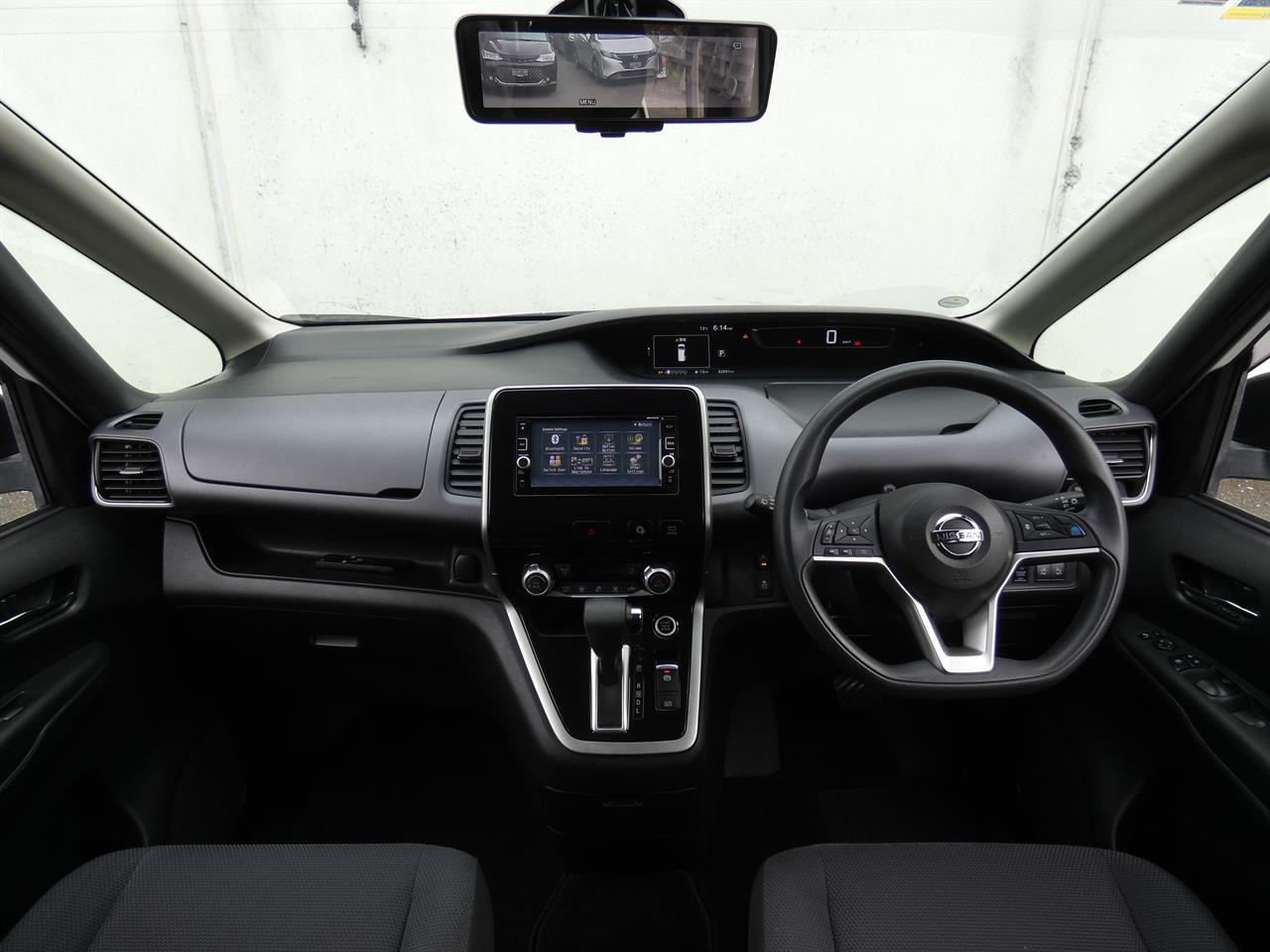2016 Nissan SERENA