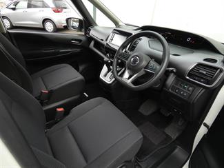 2016 Nissan SERENA - Thumbnail
