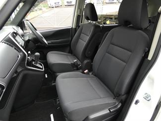 2016 Nissan SERENA - Thumbnail