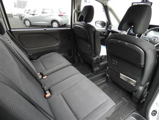 2016 Nissan SERENA - Thumbnail