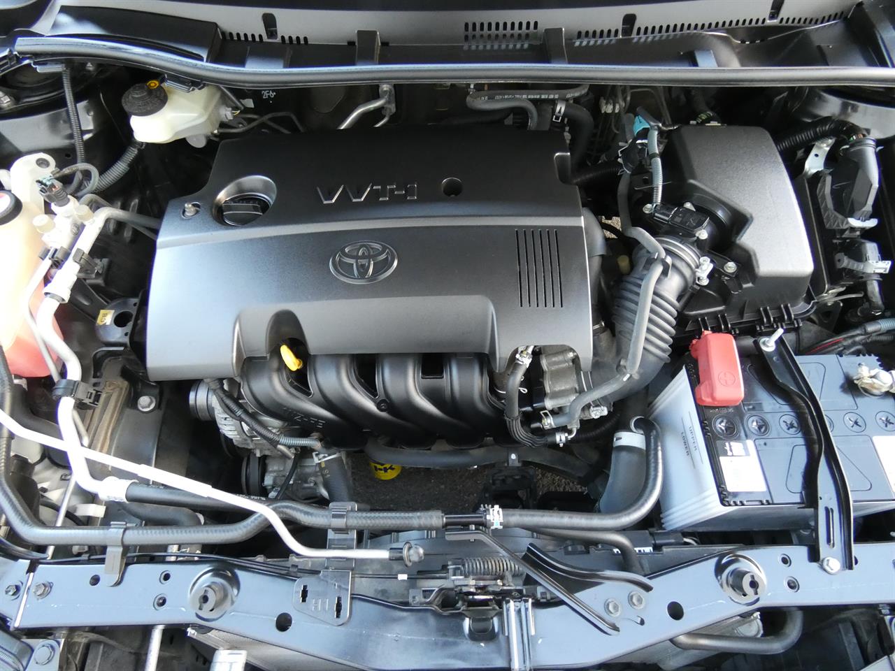 2014 Toyota AURIS