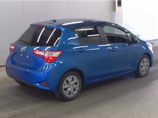 2017 Toyota VITZ - Thumbnail
