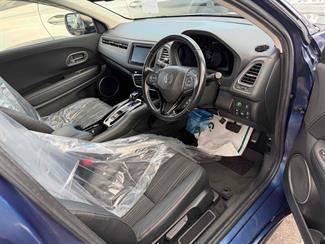 2017 Honda Vezel - Thumbnail