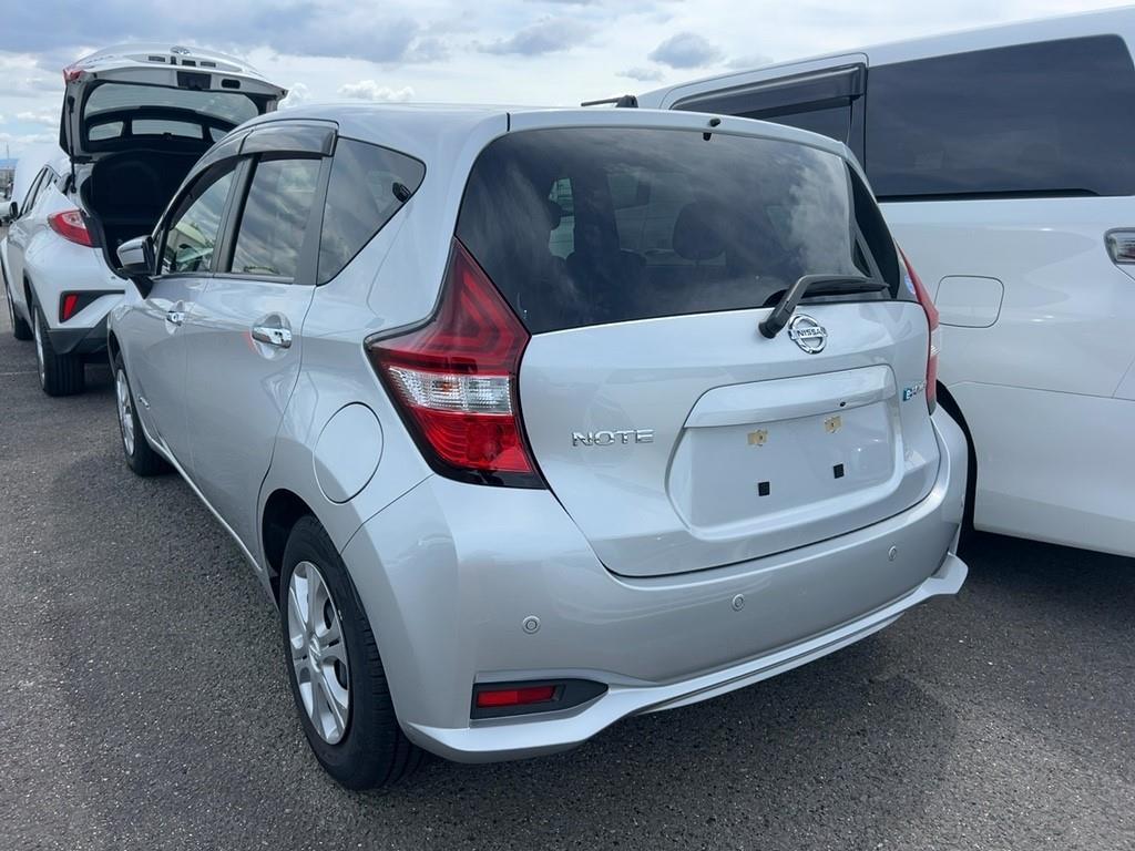 2020 Nissan NOTE