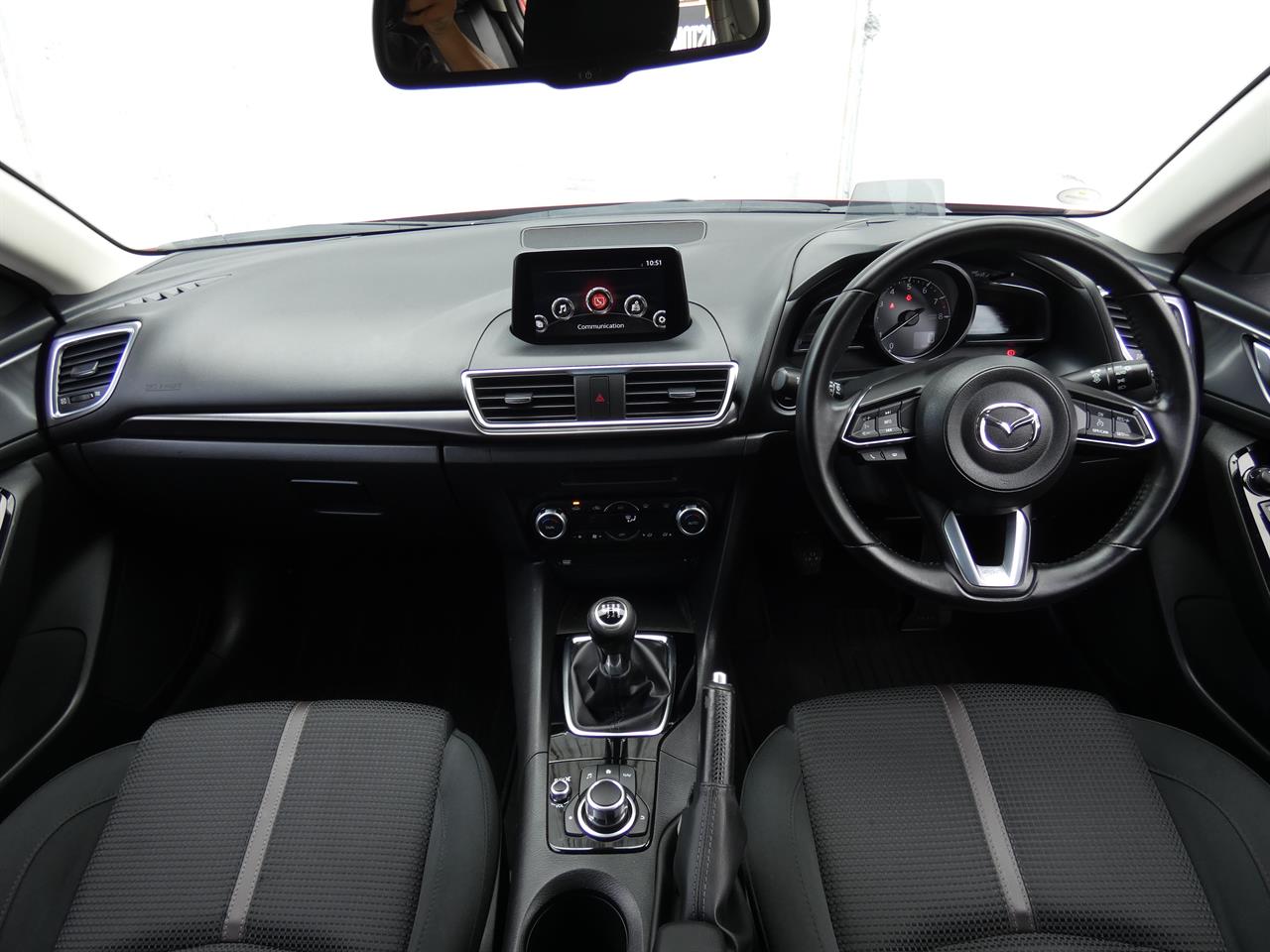 2018 Mazda AXELA