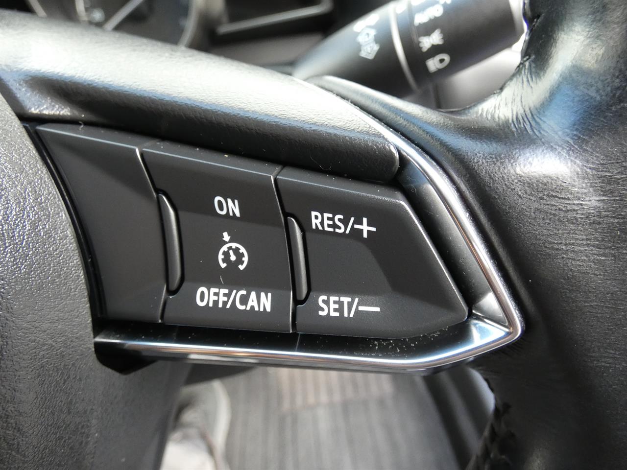 2016 Mazda AXELA