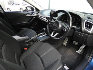 2016 Mazda AXELA - Thumbnail